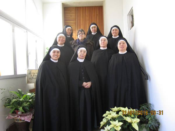 suore_agostiniane_1.jpg suore_agostiniane_1.jpg