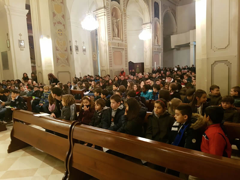 presentazione_dei_bambini_per_sacramenti.jpg
